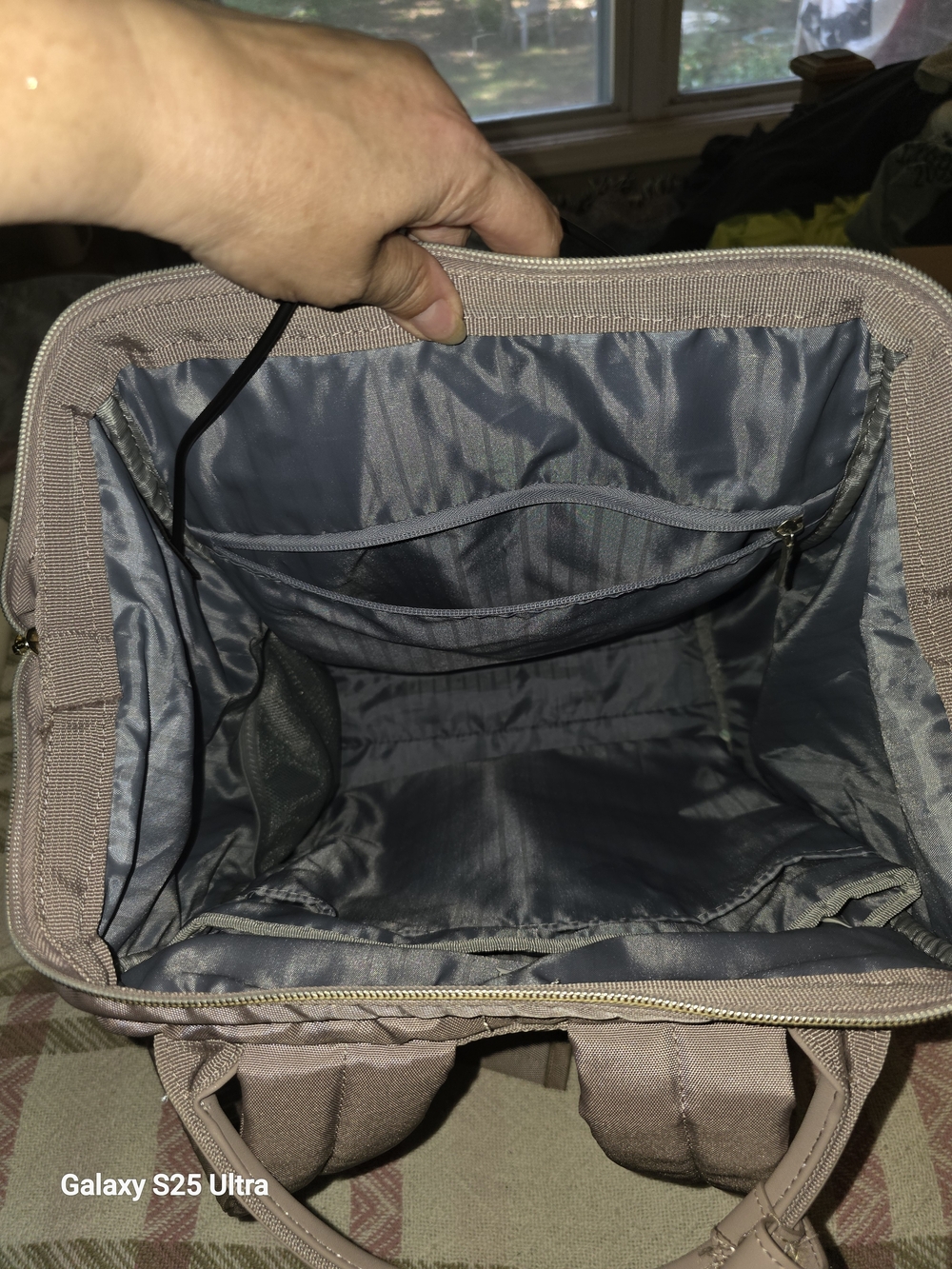 EMPSIGN 17 Inch Laptop Backpack - Picture 10 of 16